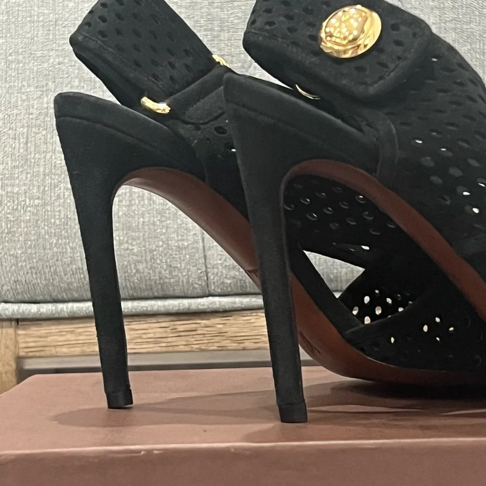 LOUIS VUITTON SUEDE PERFORATED SLING BACK SANDALS - Picture 5 of 13